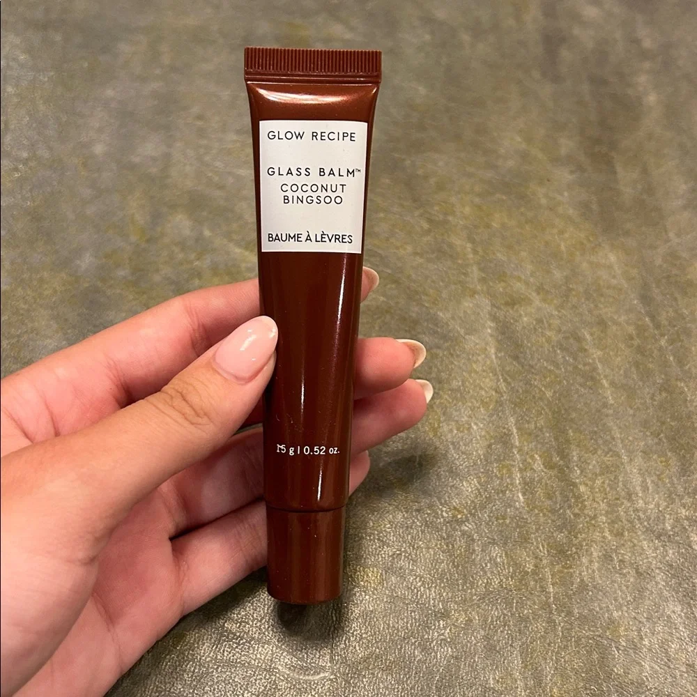Glow Recipe Glass Balm Lip Treatment- Coconut Bingsoo